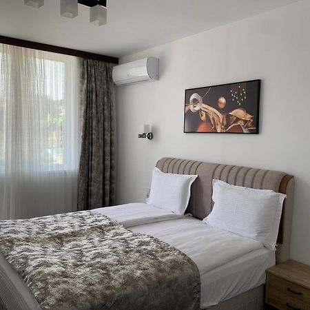 Hotel Elit キルコヴォ エクステリア 写真