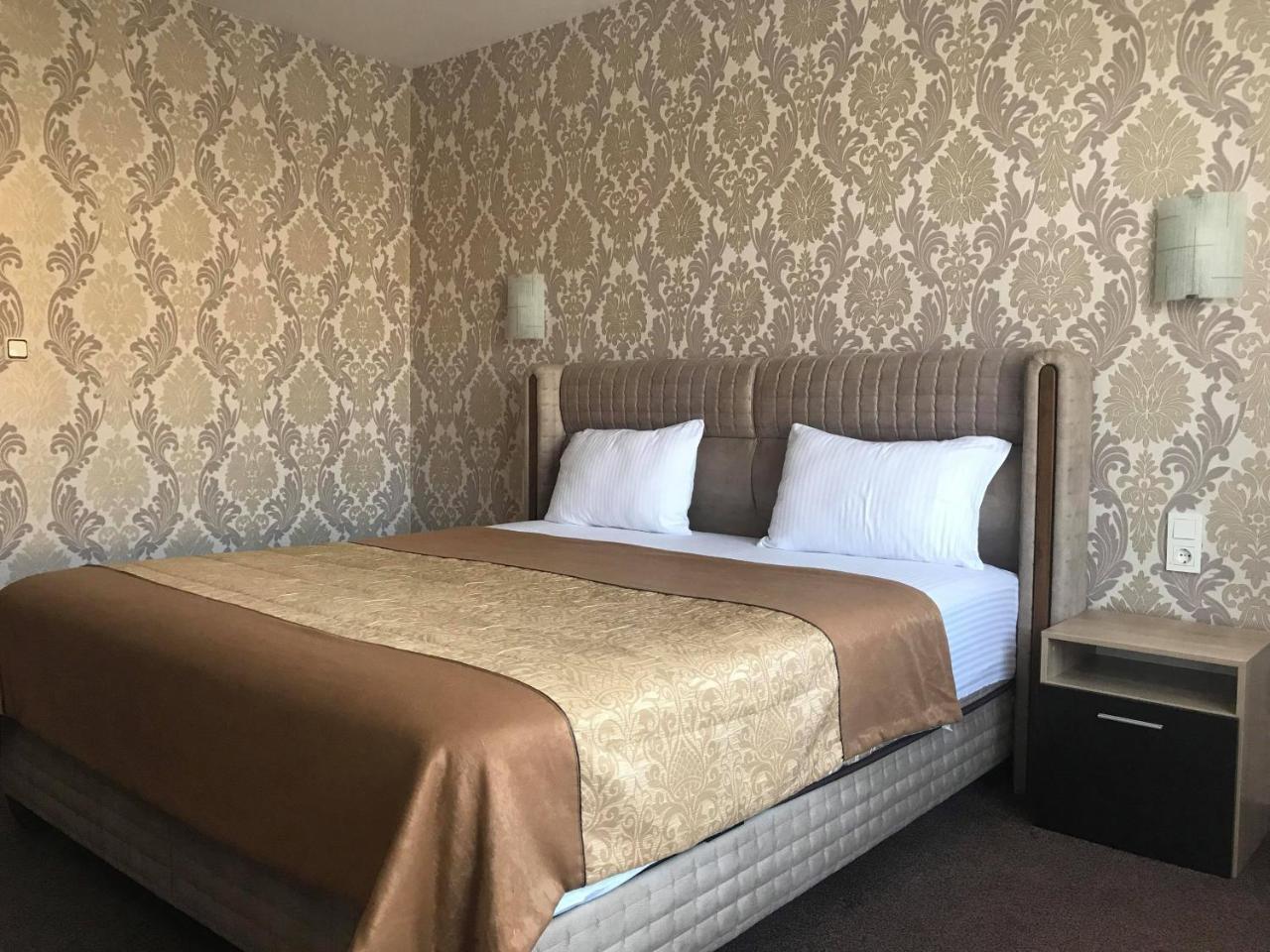 Hotel Elit キルコヴォ エクステリア 写真